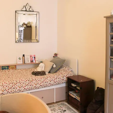 Cozy Haussmanian Flat In The Heart Of דירה *